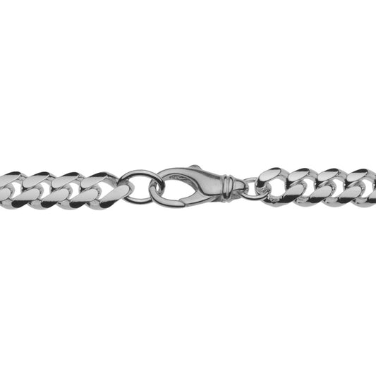 Deze zilveren schakelketting is voorzien van een sterke karabijnhaak als sluiting, maakt deel uit van een sample sale!