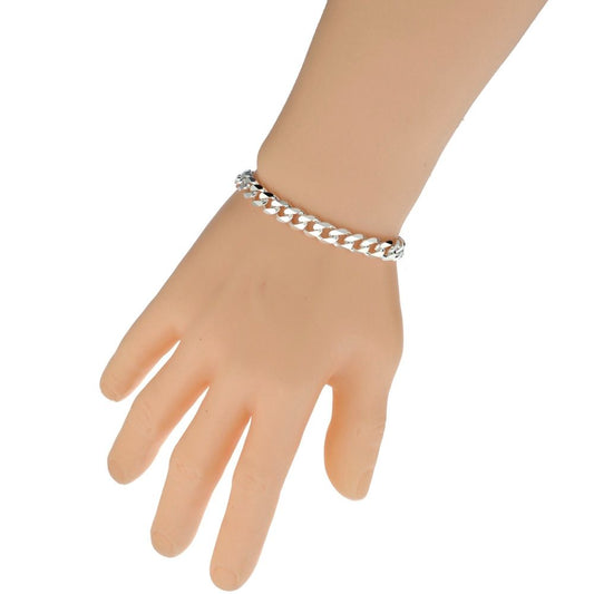 Dit sieraad wordt geleverd in een satijnen bewaarzakje. Liever een armbanddoosje? Kies dan voor een cadeauverpakking tegen kleine meerprijs.