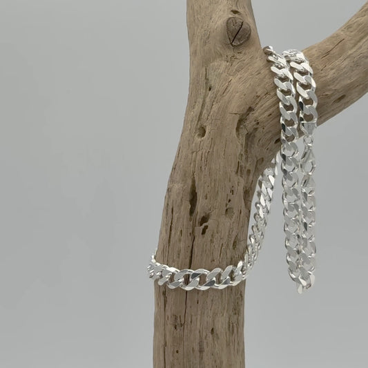 Platte gourmet ketting, 9,5 mm breed van 925 zilver. Brede en robuuste schakel met sterke glans, luxe uitstraling en echte statement look.