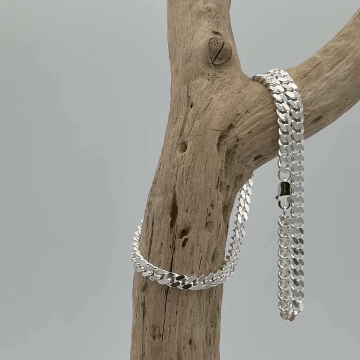 Zilveren gourmetketting voor heren, 7,0 mm breed - 925 zilver, brede schakels en massieve look, tweezijdig geslepen met opvallende glans.